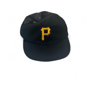 Vintage Pittsburgh Pirates MLB Trucker Hat Annco Made USA Snapback